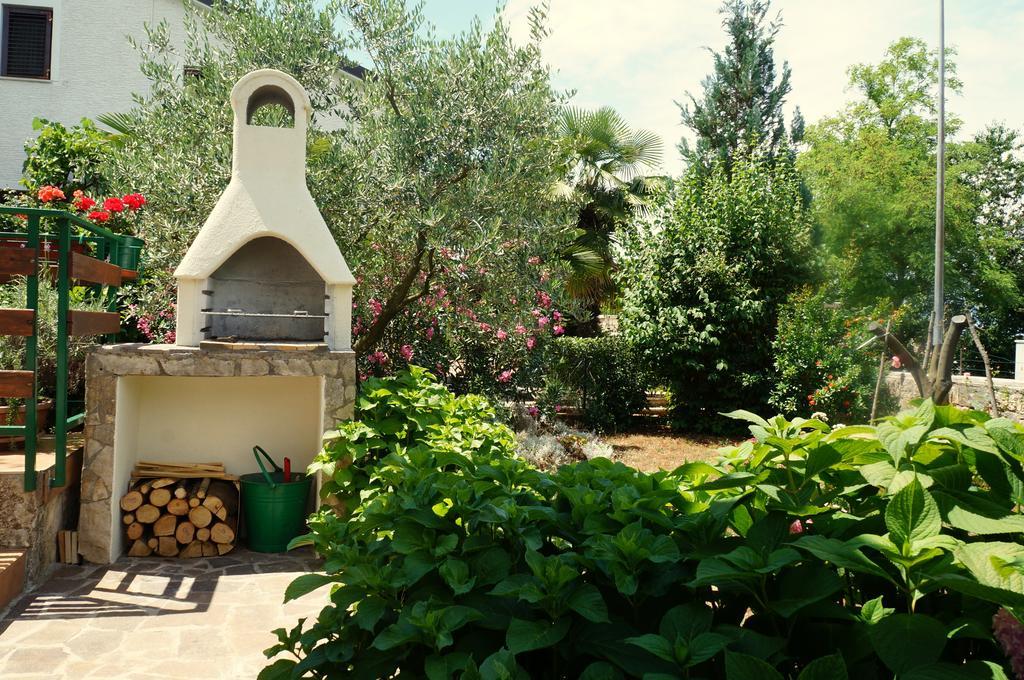 Studio And Apartment Nadia With Garden Poreč Habitación foto